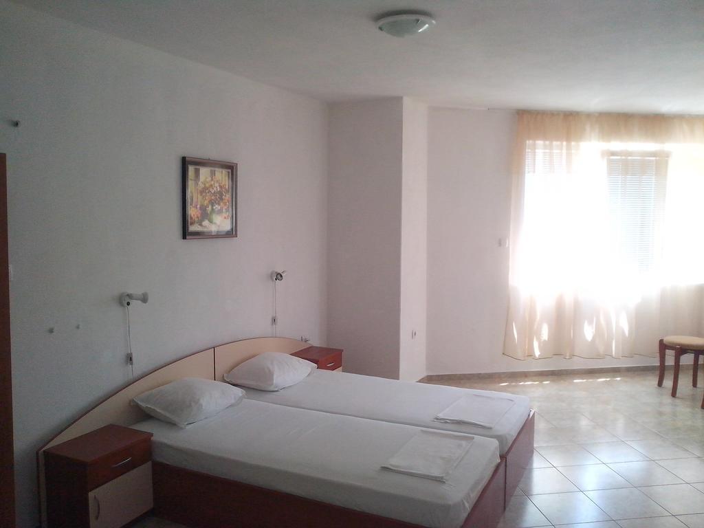 Guest House Krasi เชอร์โนโมเรทส์ ห้อง รูปภาพ